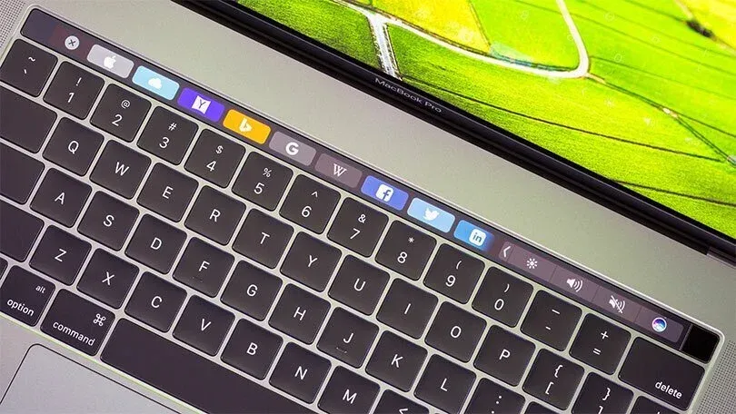 playing a video on the macpro M1 touchbar